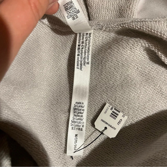 Victoria's Secret M Sweatshirt Women Gray ANGEL Logo Pullover Open Back NWT - Picture 6 of 10